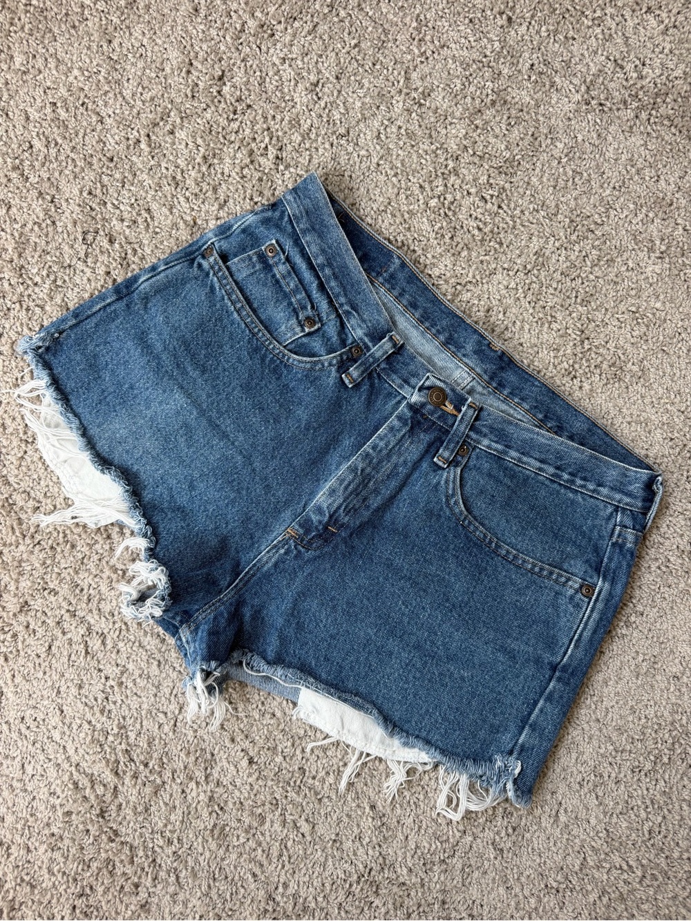 Wrangler Classic Blue Denim Cutoff Women’s Shorts 2000s